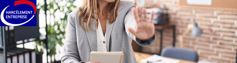 Comprendre et prévenir le harcèlement au travail : pourquoi consulter harcelement-entreprise.fr ?